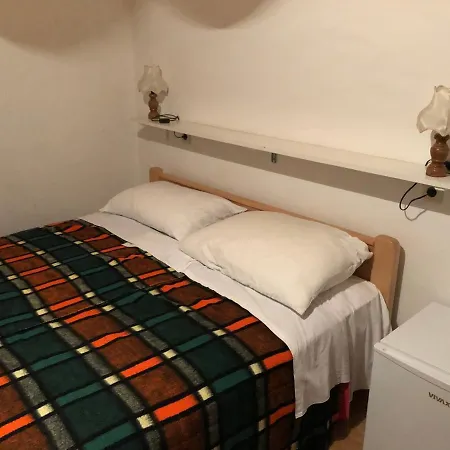 Tomsa Guest house